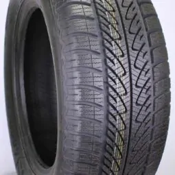 Зимові легкові шини Goodyear Ultra Grip 8