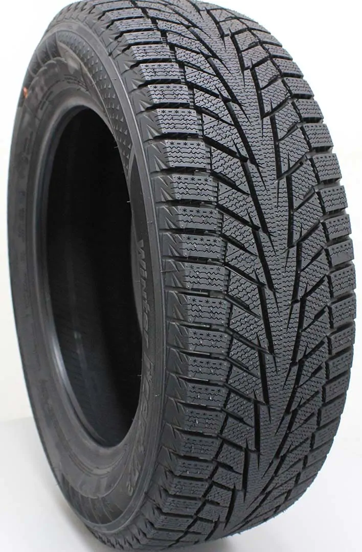 Зимові легкові шини Hankook Winter i*cept iZ2 W616