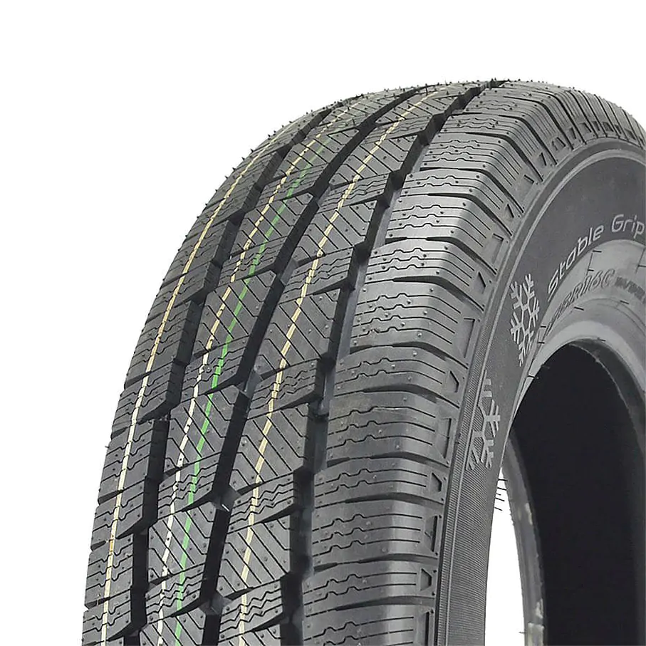 Зимові легковантажні шини Sunfull SF-W05 8PR