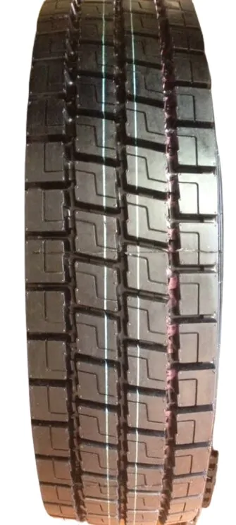 Вантажна ведуча автомобільна шина Sunfull HF328 20PR